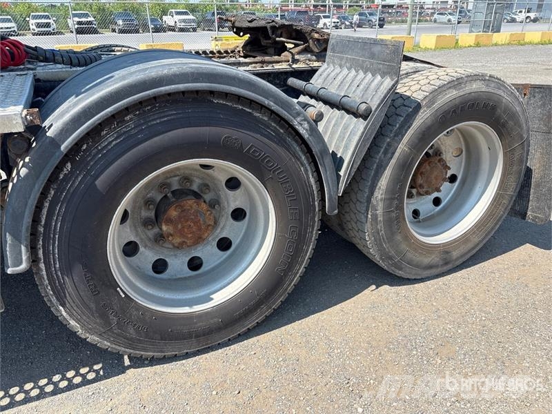 Western Star 4900SA 6x4 T/A Sleeper Truck Tractor Trekkvogner