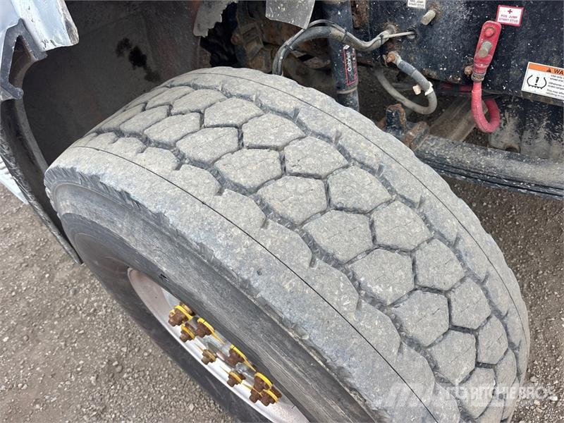Western Star 4900SA 6x4 Heavy Haul T/A Day Cab Truck Tractor Влекачи