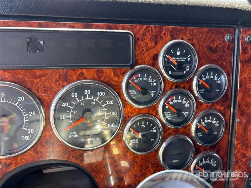 Western Star 4900SA 6x4 T/A Sleeper Truck Tractor Trekkvogner