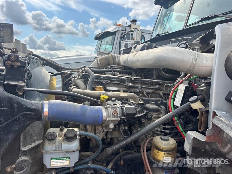 Western Star 4900SA 6x4 Heavy Haul T/A Day Cab Truck Tractor Влекачи