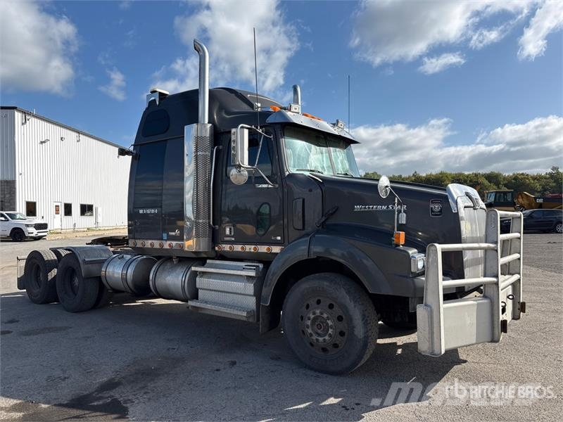 Western Star 4900SA 6x4 T/A Sleeper Truck Tractor Nyergesvontatók