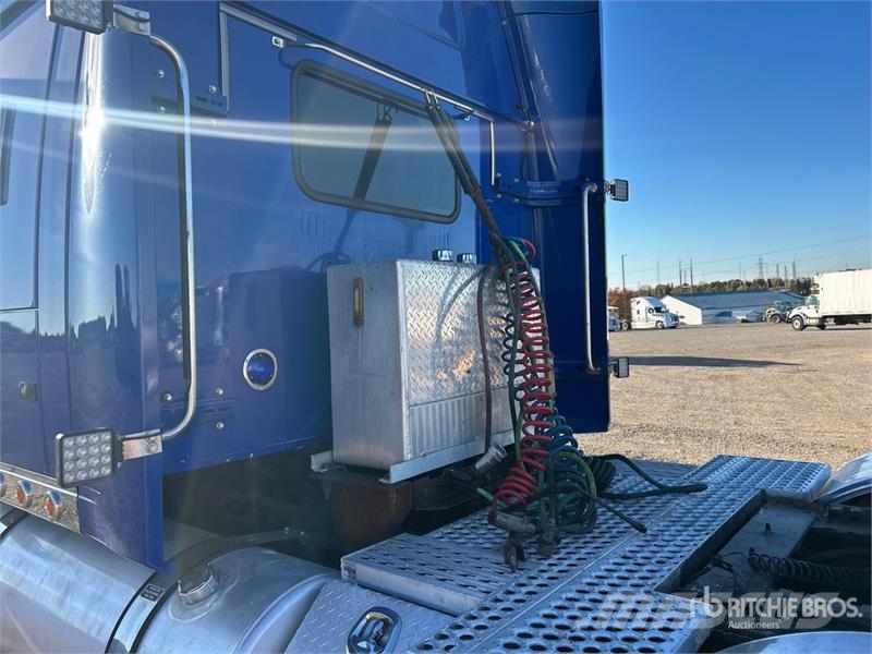 Western Star 4900SA 6x4 T/A Sleeper Truck Tractor Cavalos mecânicos