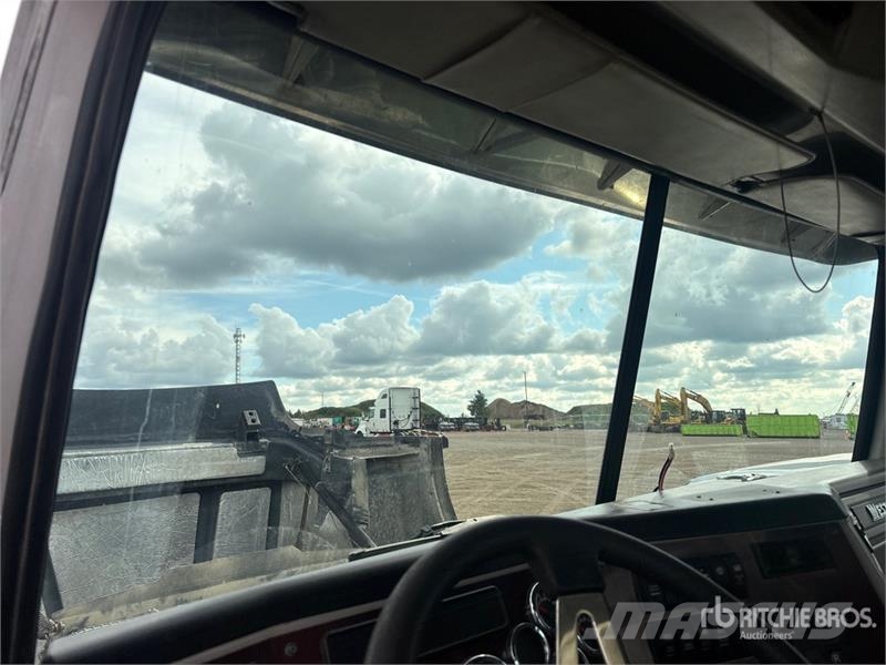 Western Star 4900SA 6x4 Heavy Haul T/A Day Cab Truck Tractor Влекачи