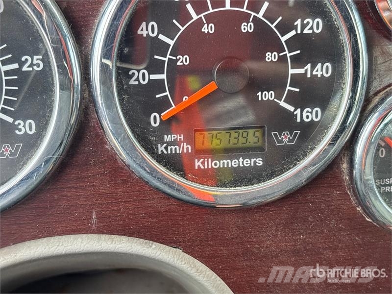 Western Star 4900SA 6x4 Heavy Haul T/A Day Cab Truck Tractor Влекачи