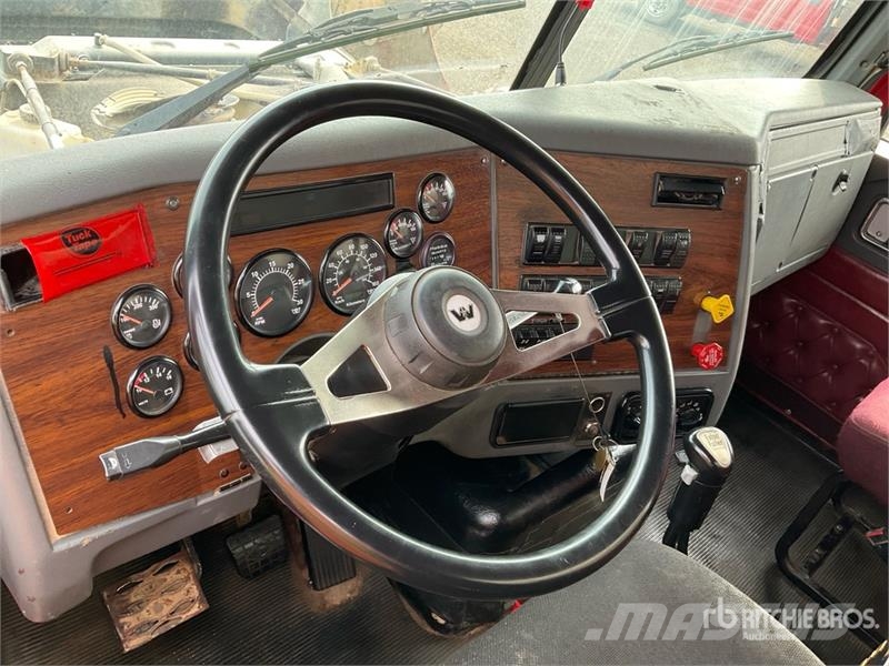 Western Star 4900SA 8x4 Twin-Steer T/A Dump Truck Φορτηγά Ανατροπή