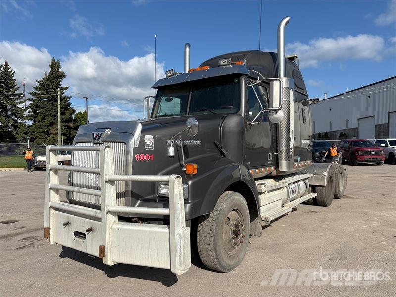 Western Star 4900SA T/A Sleeper Truck Tractor Седельные тягачи
