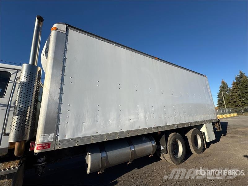 Western Star 4900SB 6x4 Van Truck شاحنات ذات هيكل صندوقي
