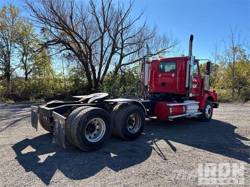 Western Star 4900SB 6x4 T/A Day Cab Truck Tractor Vilcēji
