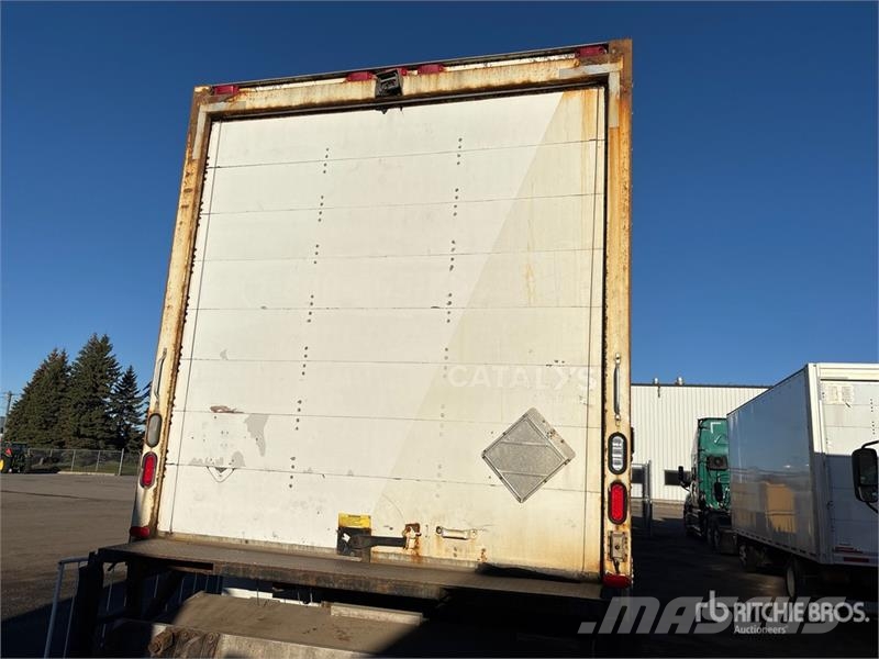 Western Star 4900SB 6x4 Van Truck شاحنات ذات هيكل صندوقي