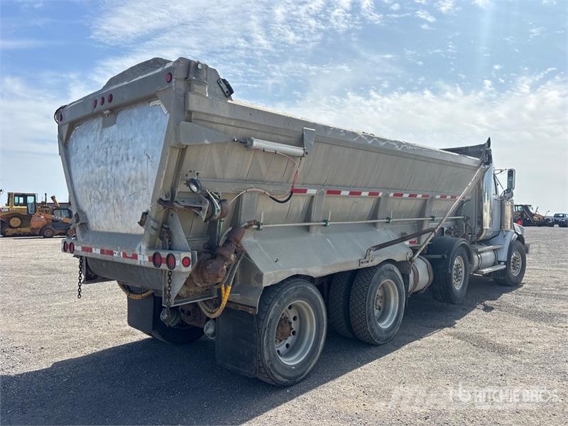 Western Star 4900SB 8x4 Live-Bottom Truck Andere Fahrzeuge