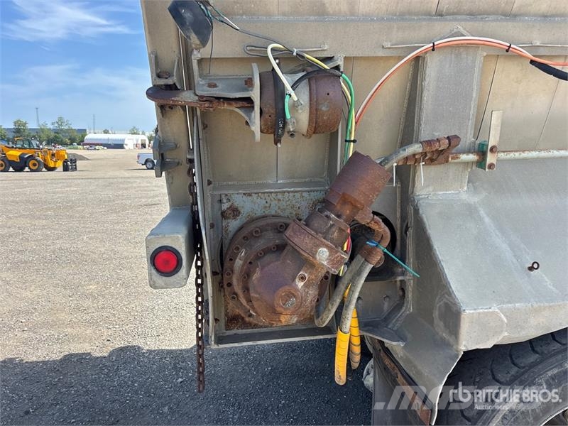 Western Star 4900SB 8x4 Live-Bottom Truck Andere Fahrzeuge