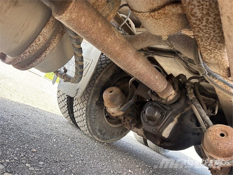 Western Star 4900SB 8x4 Live-Bottom Truck Andere Fahrzeuge