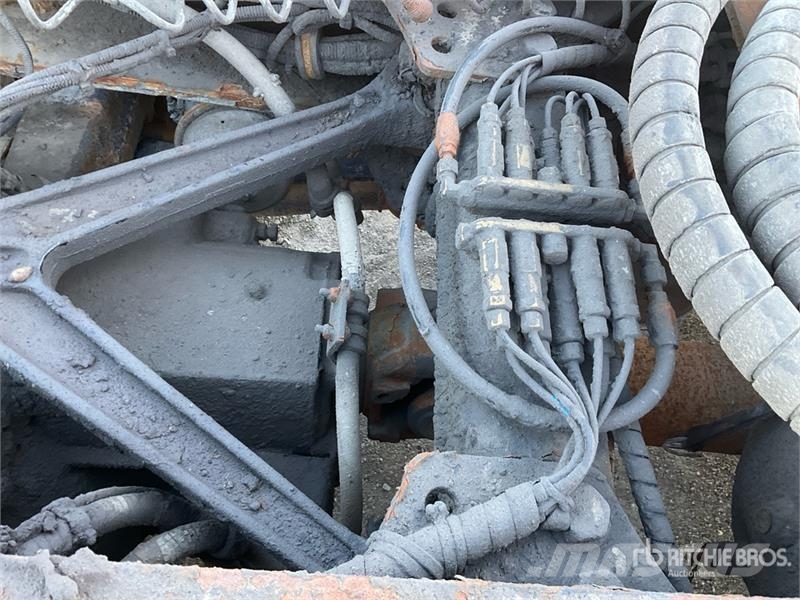 Western Star 4900SB 8x4 Tri/A Day Cab Truck Tractor Седельные тягачи