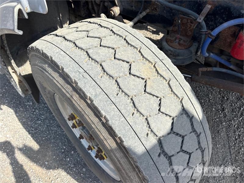 Western Star 4900SB 8x4 Live-Bottom Truck Andere Fahrzeuge