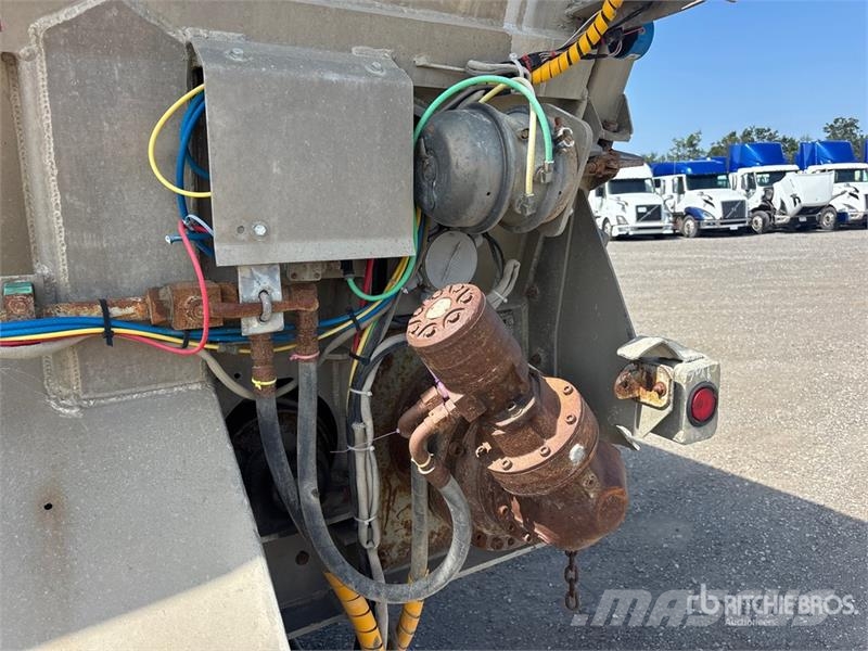 Western Star 4900SB 8x4 Live-Bottom Truck Andere Fahrzeuge