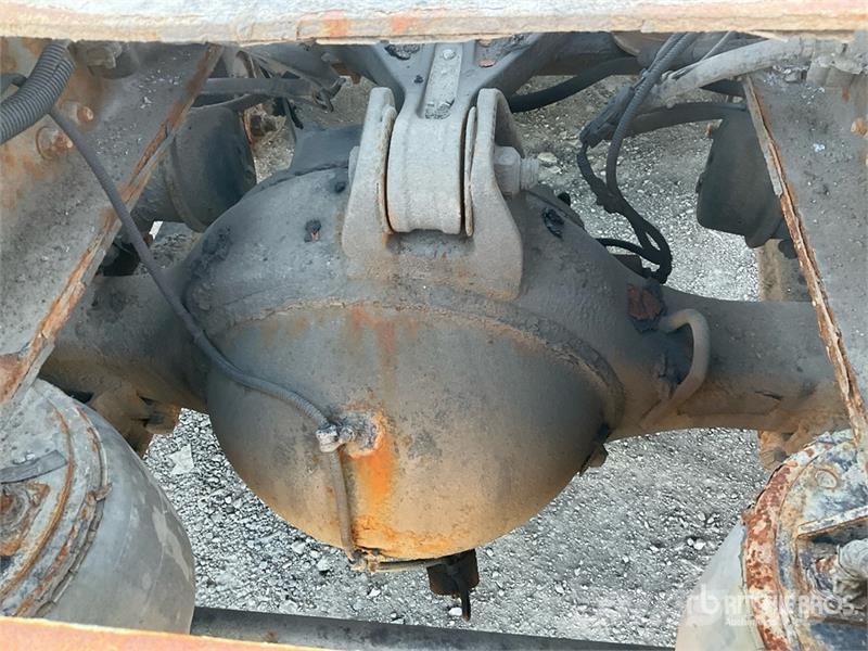 Western Star 4900SB 8x4 Tri/A Day Cab Truck Tractor Седельные тягачи
