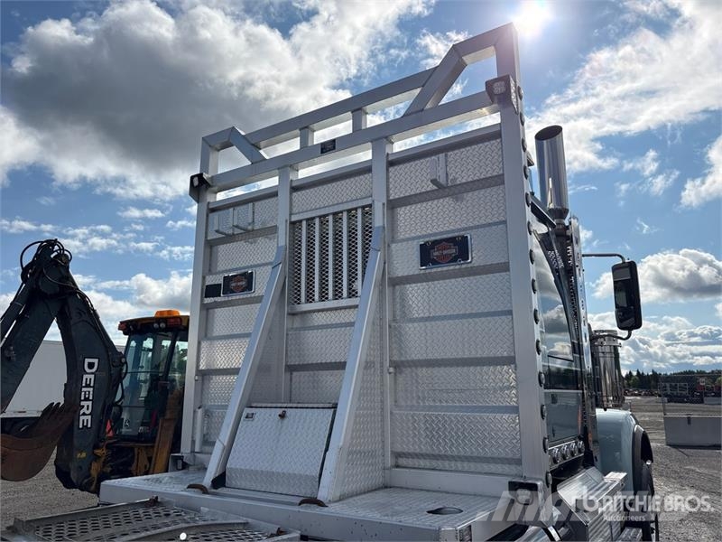 Western Star 4900SF 6x4 T/A Sleeper Truck Tractor Ťahače
