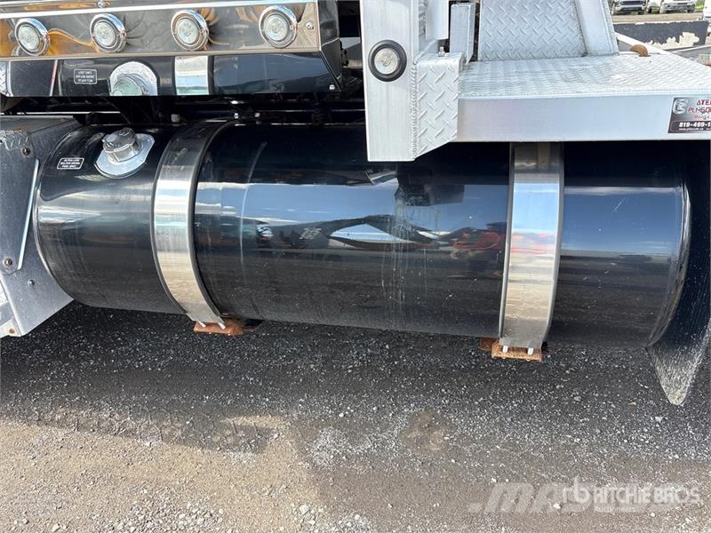Western Star 4900SF 6x4 T/A Sleeper Truck Tractor Ťahače