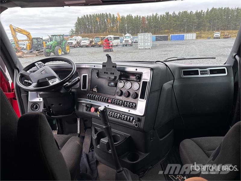 Western Star 49X 6x4 Heavy Haul T/A Sleeper Truck Tractor Cavalos mecânicos