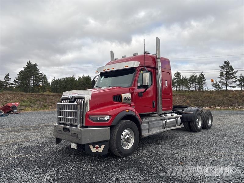 Western Star 49X 6x4 Heavy Haul T/A Sleeper Truck Tractor Cavalos mecânicos