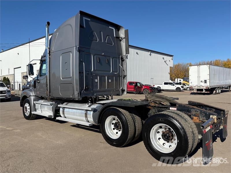 Western Star 49X 6x4 T/A Sleeper Truck Tractor Sattelzugmaschinen