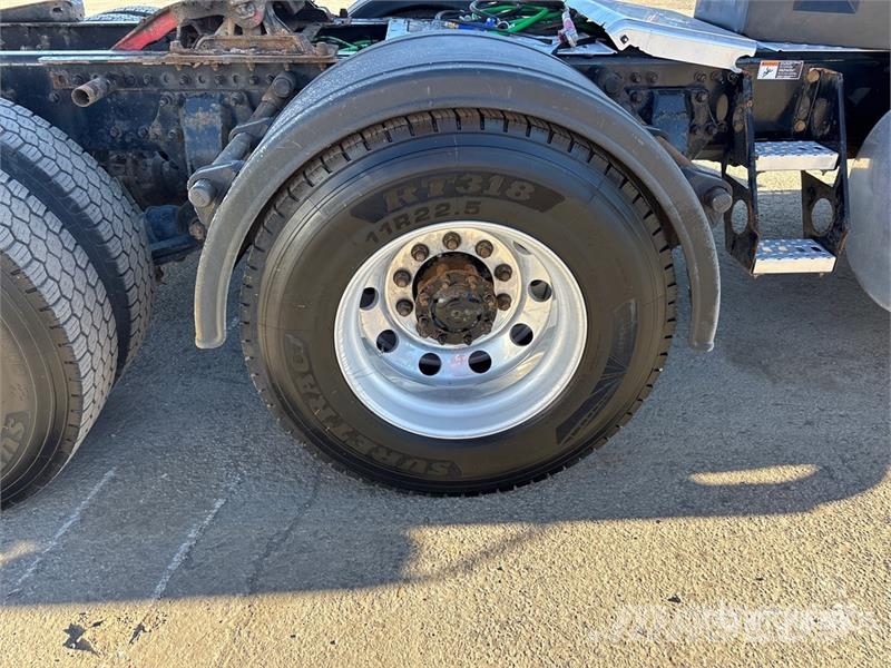 Western Star 49X 6x4 T/A Sleeper Truck Tractor Влекачи