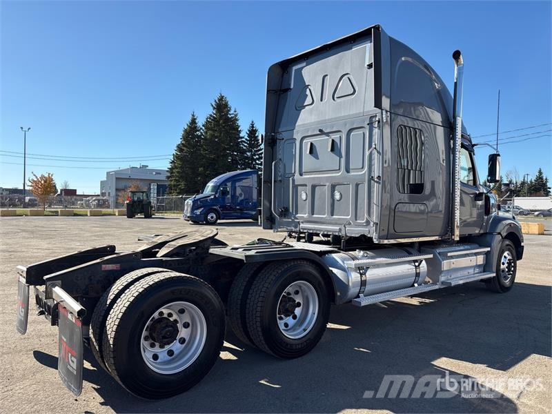 Western Star 49X 6x4 T/A Sleeper Truck Tractor Sattelzugmaschinen