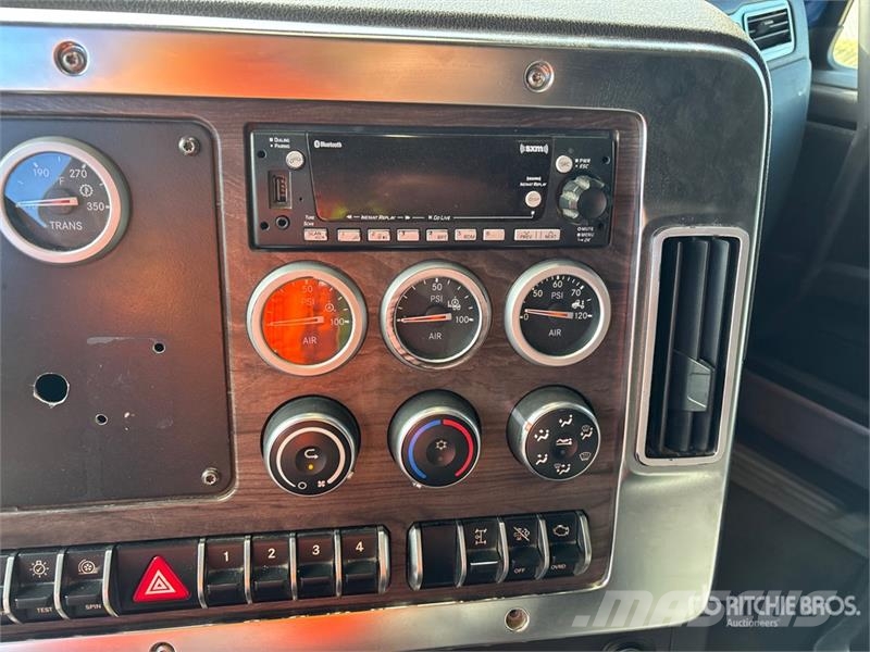 Western Star 49X 6x4 T/A Sleeper Truck Tractor Trekkvogner