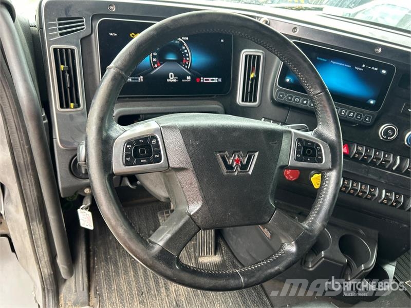 Western Star 49X 6x4 T/A Sleeper Truck Tractor Trekkvogner