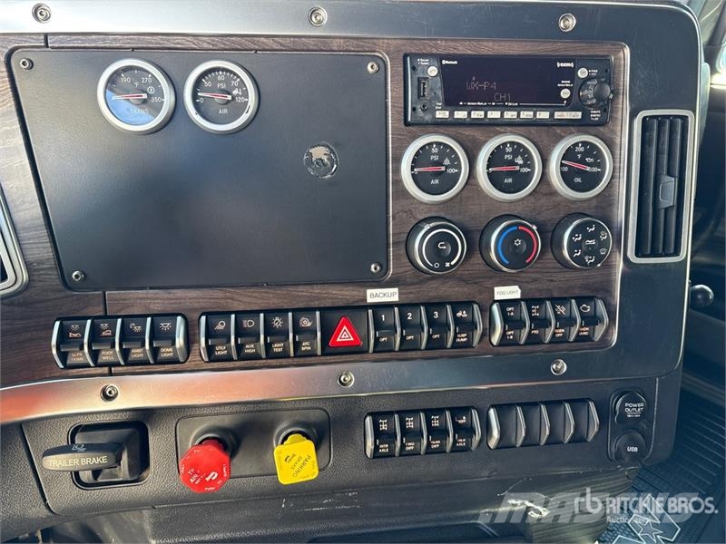Western Star 49X 6x4 T/A Sleeper Truck Tractor Sattelzugmaschinen
