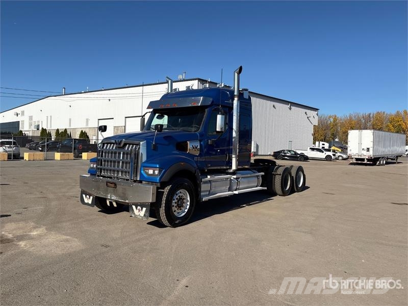Western Star 49X 6x4 T/A Sleeper Truck Tractor Влекачи