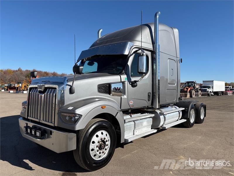 Western Star 49X 6x4 T/A Sleeper Truck Tractor Sattelzugmaschinen