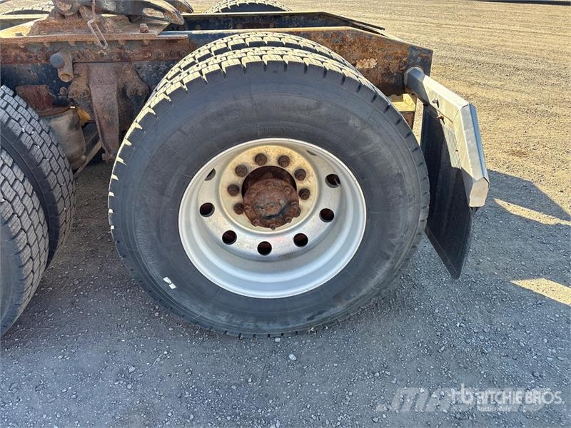 Western Star 49X 6x4 T/A Sleeper Truck Tractor Trekkvogner