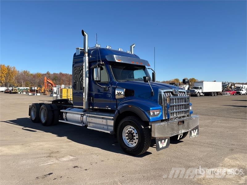 Western Star 49X 6x4 T/A Sleeper Truck Tractor Влекачи