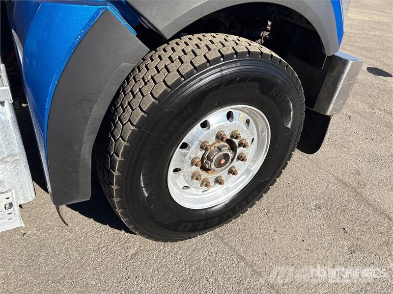 Western Star 49X 6x4 T/A Sleeper Truck Tractor Влекачи