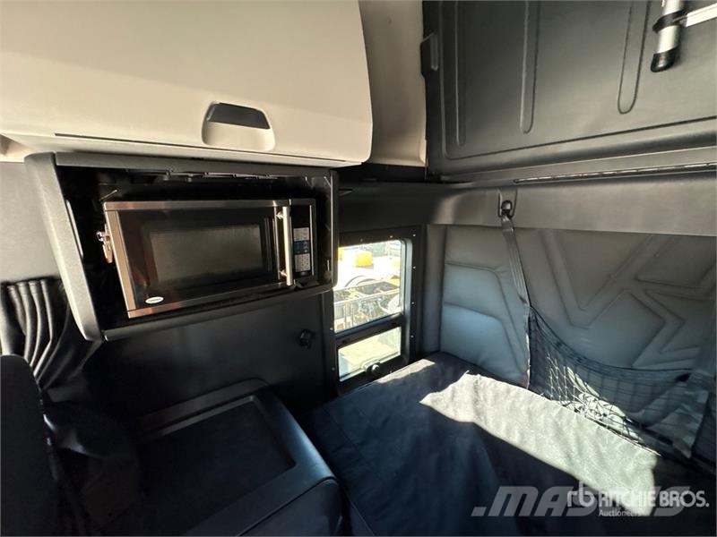 Western Star 49X 6x4 T/A Sleeper Truck Tractor Sattelzugmaschinen