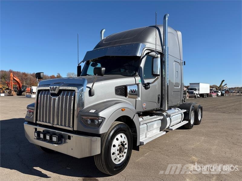 Western Star 49X 6x4 T/A Sleeper Truck Tractor Sattelzugmaschinen