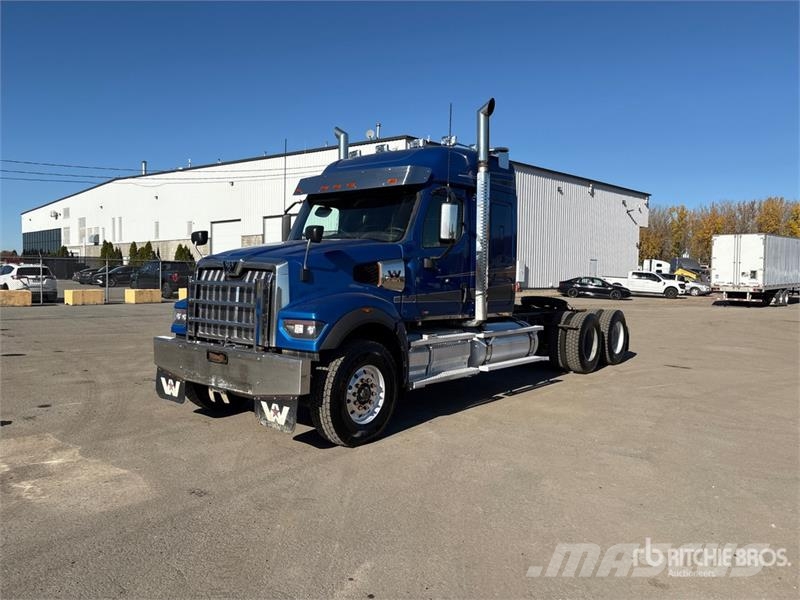 Western Star 49X 6x4 T/A Sleeper Truck Tractor Влекачи