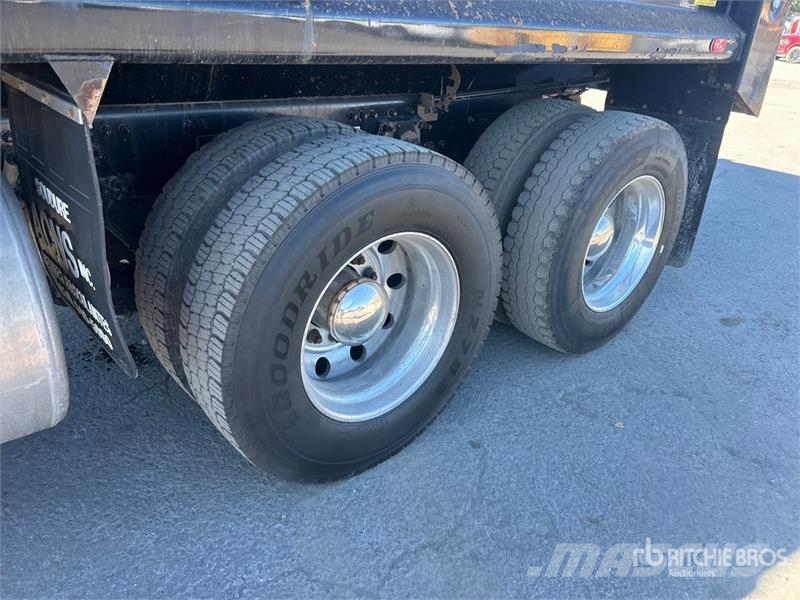 Western Star 49X 8x4 Twin-Steer T/A Dump Truck Kipper