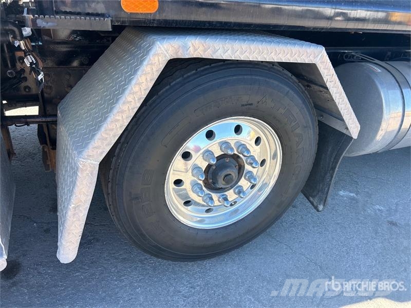 Western Star 49X 8x4 Twin-Steer T/A Dump Truck Kipper