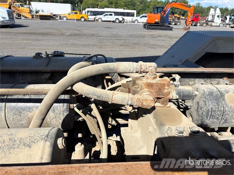 Western Star 49X 8x4 Tri/A Dump Truck Kiper kamioni