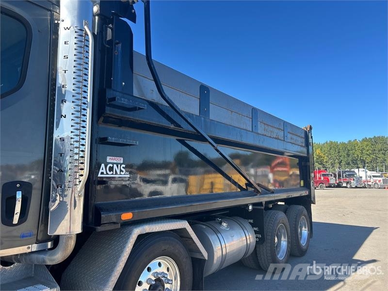 Western Star 49X 8x4 Twin-Steer T/A Dump Truck Kipper