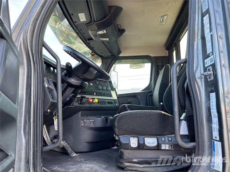 Western Star 49X 8x4 Tri/A Dump Truck Kiper kamioni