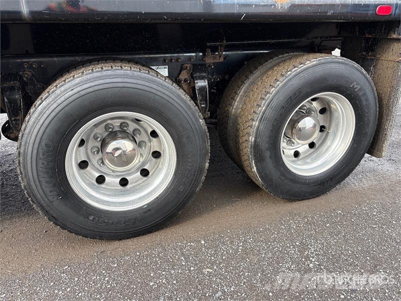 Western Star 49X 8x4 Twin-Steer T/A Dump Truck Kipper