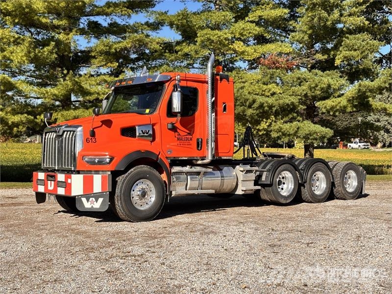 Western Star 49X 8x4 Tri/A Sleeper Truck Tractor Naudoti vilkikai