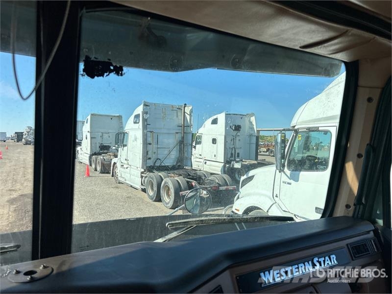 Western Star 5700 6x2 T/A Sleeper Truck Tractor Motrici e Trattori Stradali