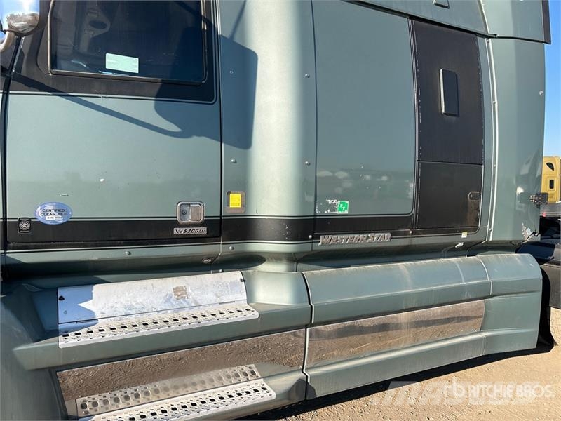 Western Star 5700 6x2 T/A Sleeper Truck Tractor Trekkers