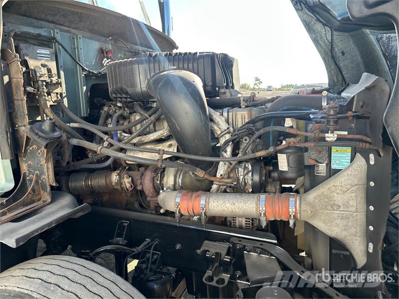 Western Star 5700 6x2 T/A Sleeper Truck Tractor Motrici e Trattori Stradali