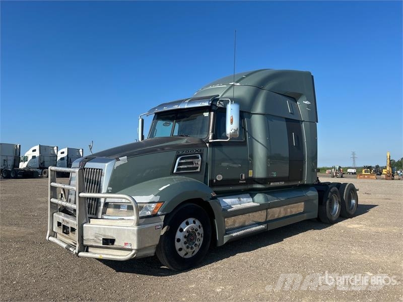 Western Star 5700 6x2 T/A Sleeper Truck Tractor Motrici e Trattori Stradali