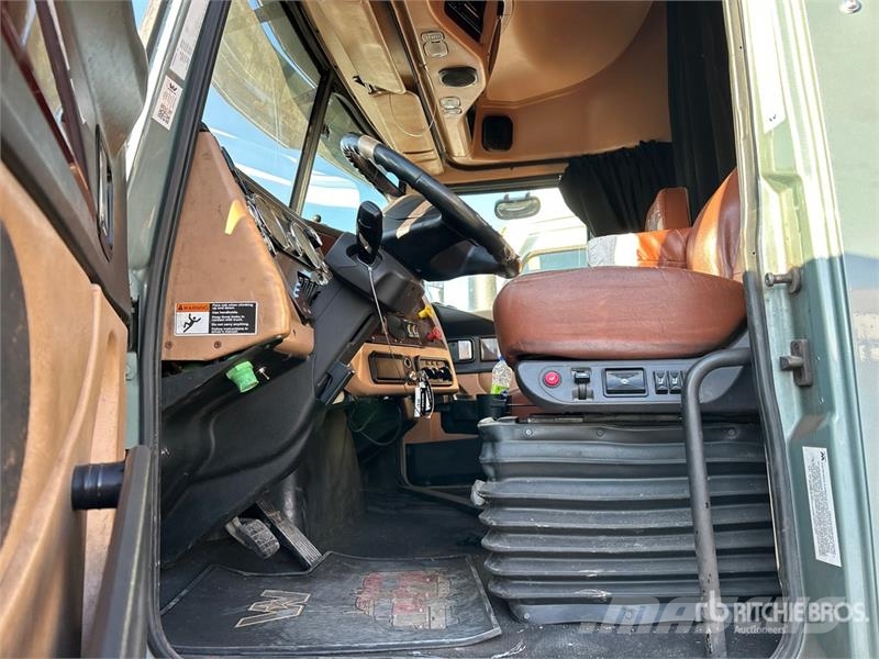 Western Star 5700 6x2 T/A Sleeper Truck Tractor Trekkers